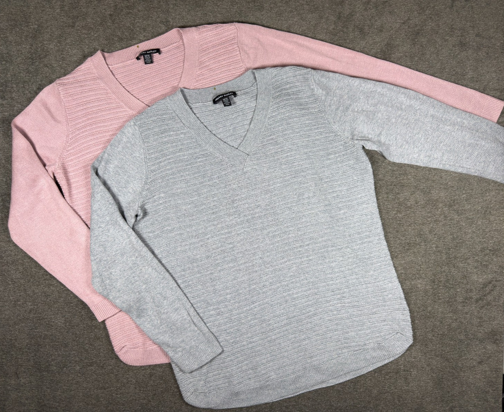 Hilary Radley Womens Medium V-Neck Sweater Lot of 2 Pink Gray Textured Knit